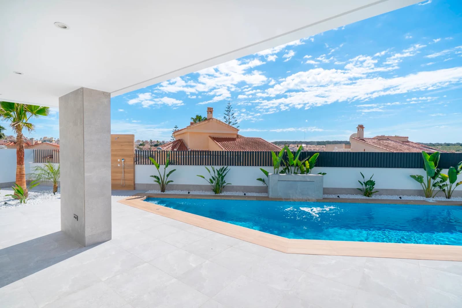 Villa de 4 dormitorios en venta en Ciudad Quesada - Rojales, Alicante - Image 8