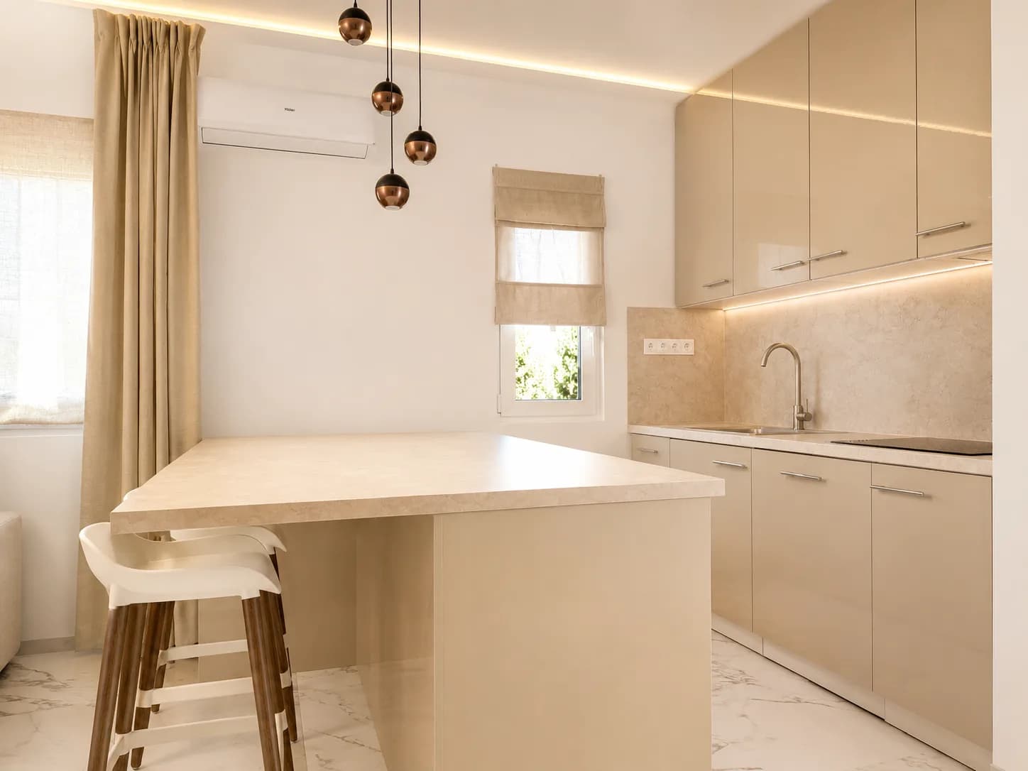 Bungalow de 2 dormitorios en venta en Torrevieja, Alicante - Image 8