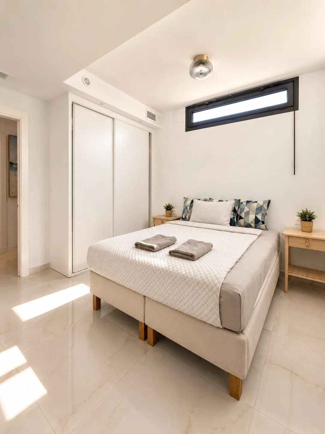 Villa de 4 dormitorios en venta en Orihuela Costa, Alicante - Image 6