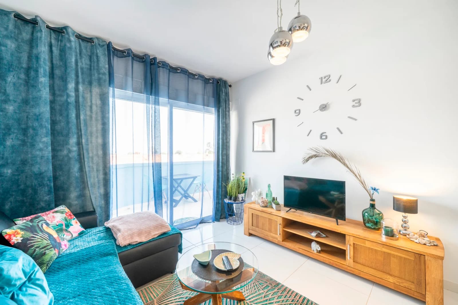 Apartment de 1 dormitorios en venta en Orihuela Costa, Alicante - Image 4