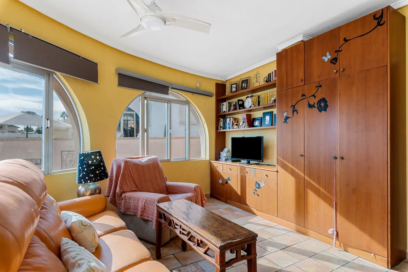 Villa de 4 dormitorios en venta en Ciudad Quesada - Rojales, Alicante - Image 4