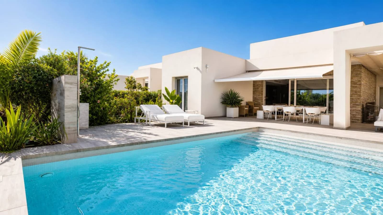 Villa de 2 dormitorios en venta en Algorfa, Alicante