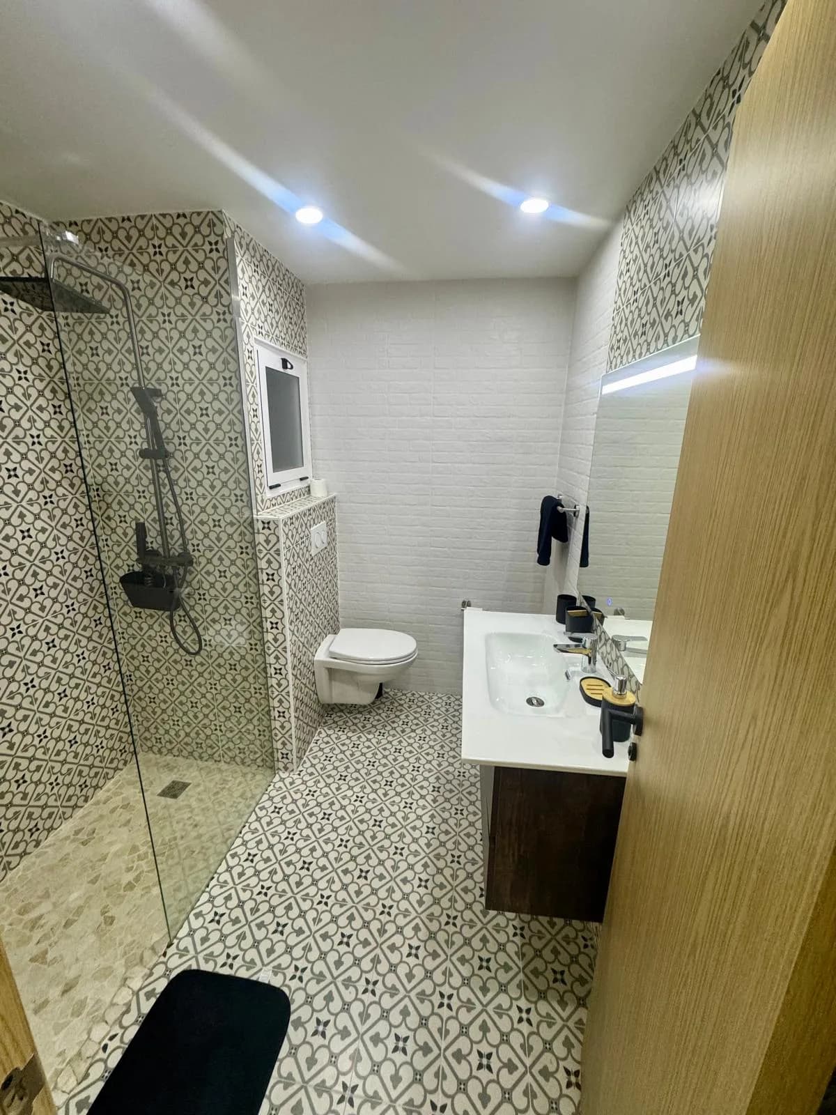 Apartment de 4 dormitorios en venta en Torrevieja, Alicante - Image 4