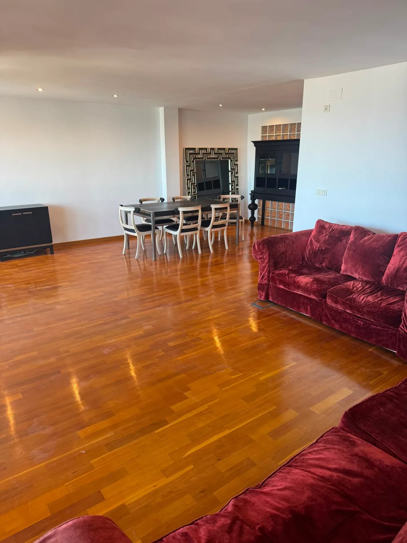 Apartment de 3 dormitorios en venta en Torrevieja, Alicante - Image 3