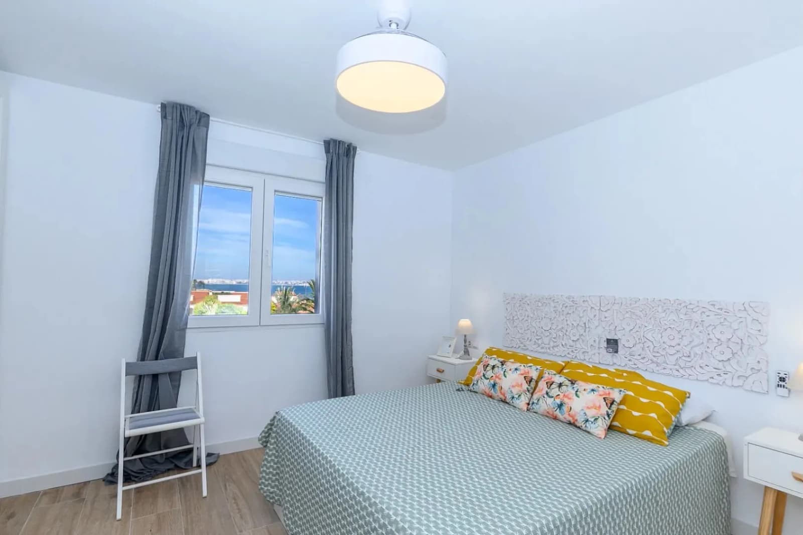 Apartment de 3 dormitorios en venta en Punta Prima, Alicante - Image 7