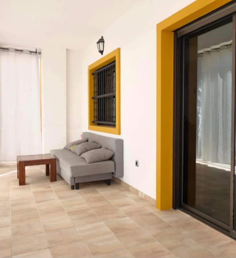 Apartment de 2 dormitorios en venta en Guardamar del Segura, Alicante - Image 9