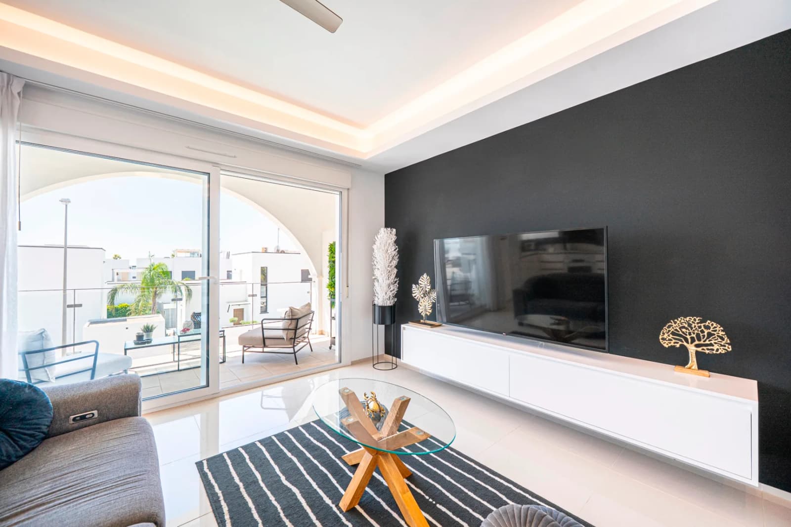 Villa de 2 dormitorios en venta en Ciudad Quesada - Rojales, Alicante - Image 9