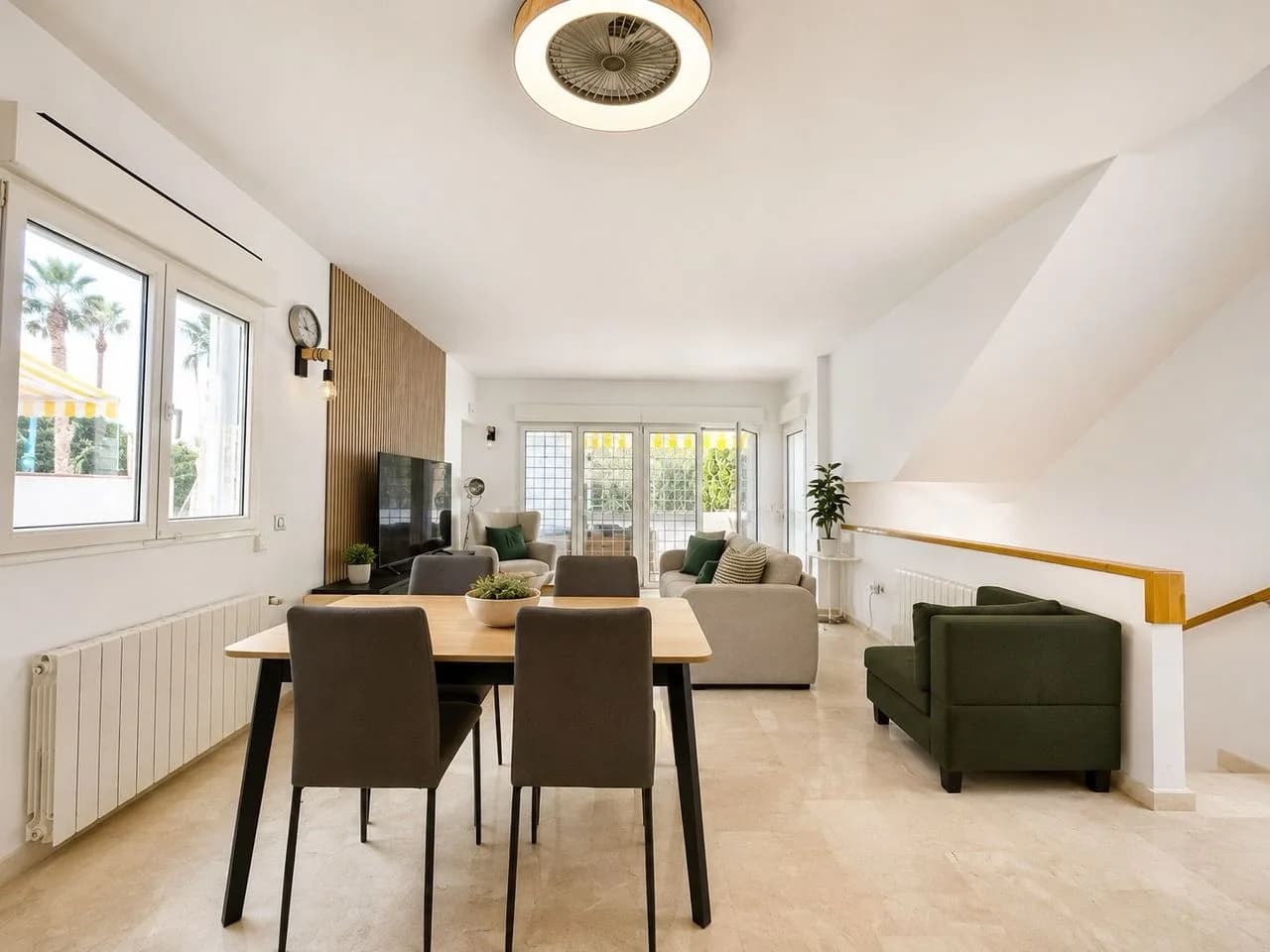 Villa de 3 dormitorios en venta en Villamartin, Alicante - Image 6