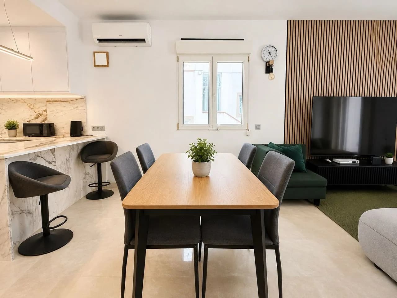 Villa de 3 dormitorios en venta en Villamartin, Alicante - Image 7