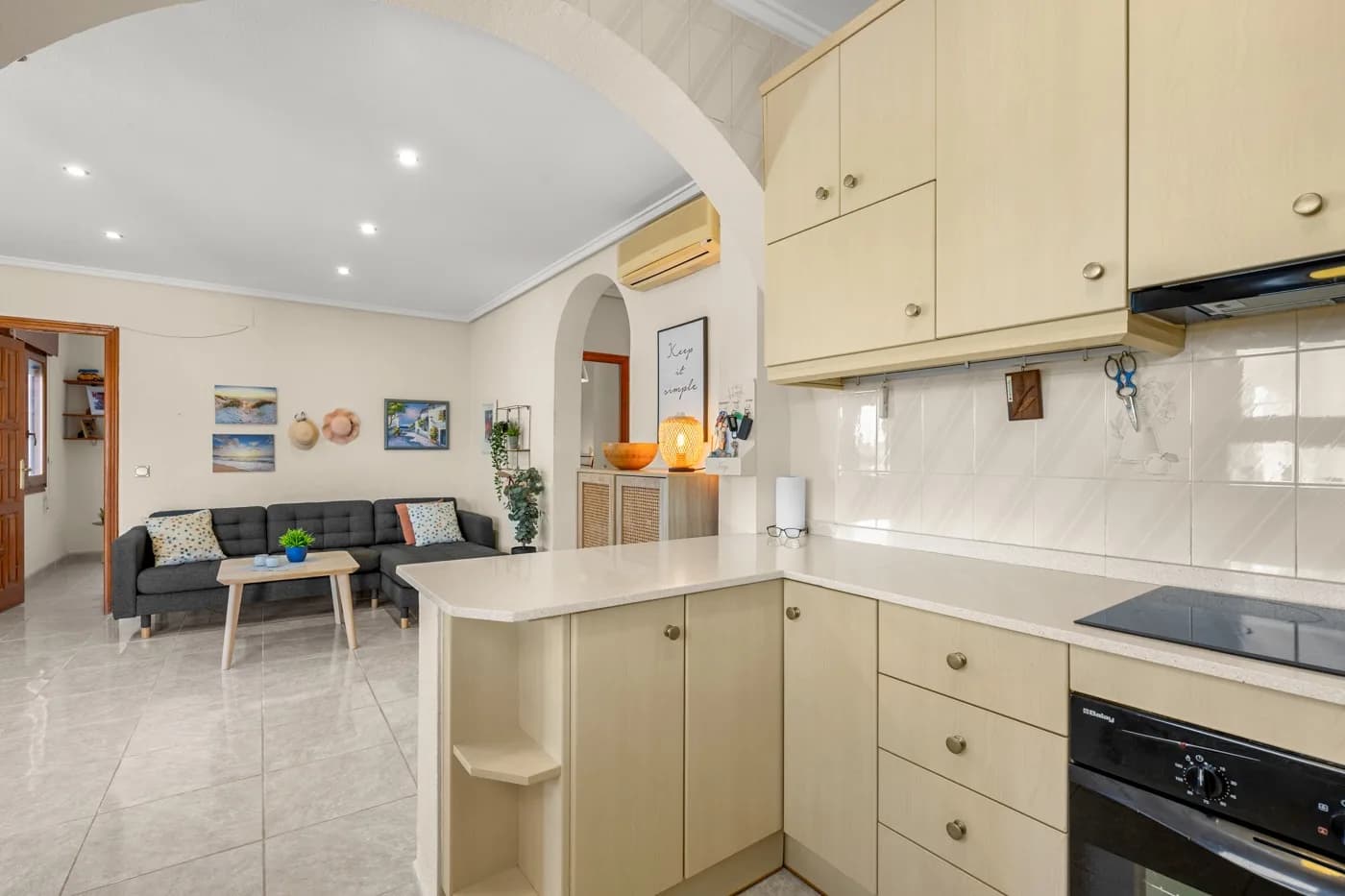 Villa de 5 dormitorios en venta en Ciudad Quesada - Rojales, Alicante - Image 8