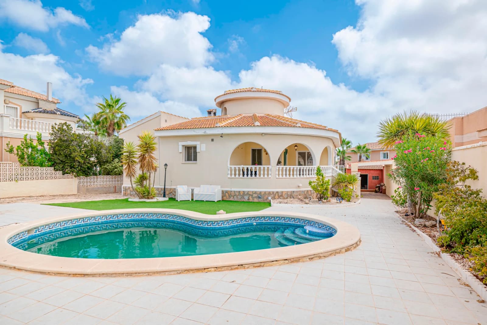 Villa de 3 dormitorios en venta en Ciudad Quesada - Rojales, Alicante