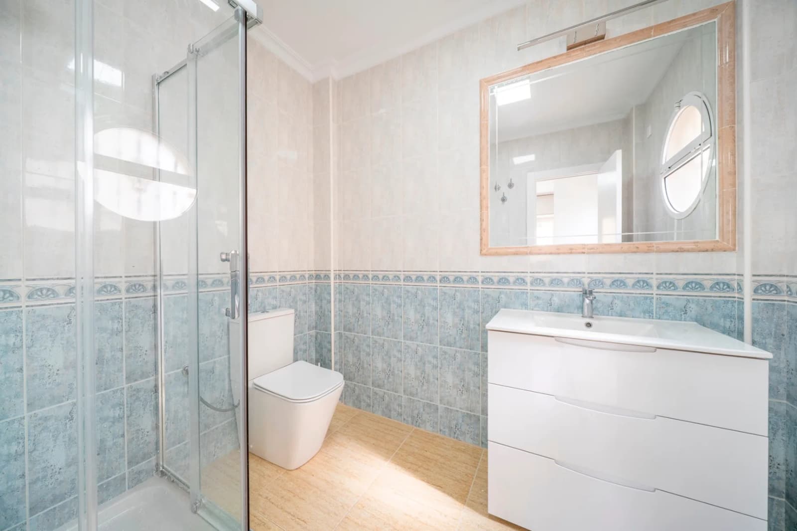 Villa de 4 dormitorios en venta en Orihuela Costa, Alicante - Image 9