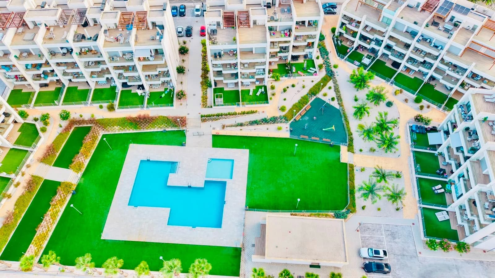 Apartment de 2 dormitorios en venta en Orihuela Costa, Alicante - Image 3