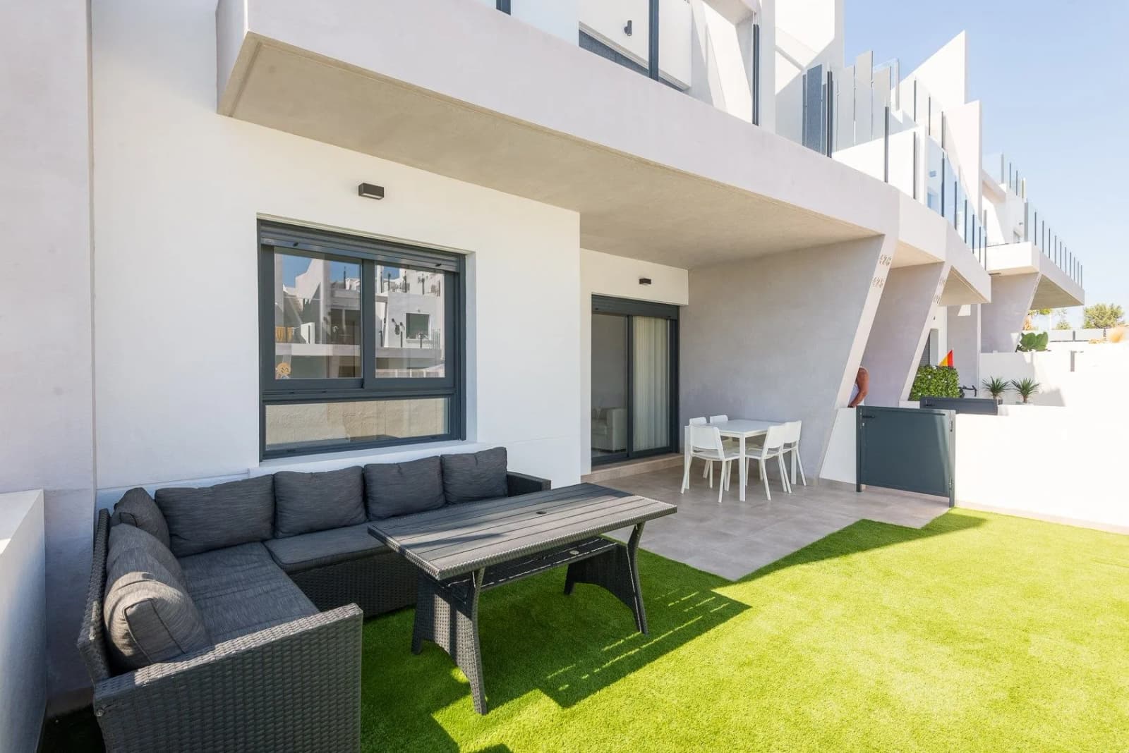 Apartment de 2 dormitorios en venta en San Miguel De Salinas, Costa Blanca - Image 6