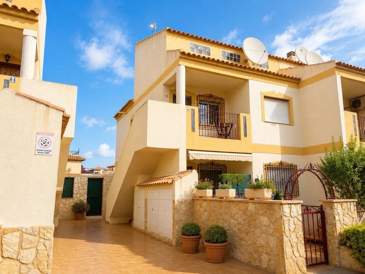 Apartment de 3 dormitorios en venta en La Zenia, Alicante