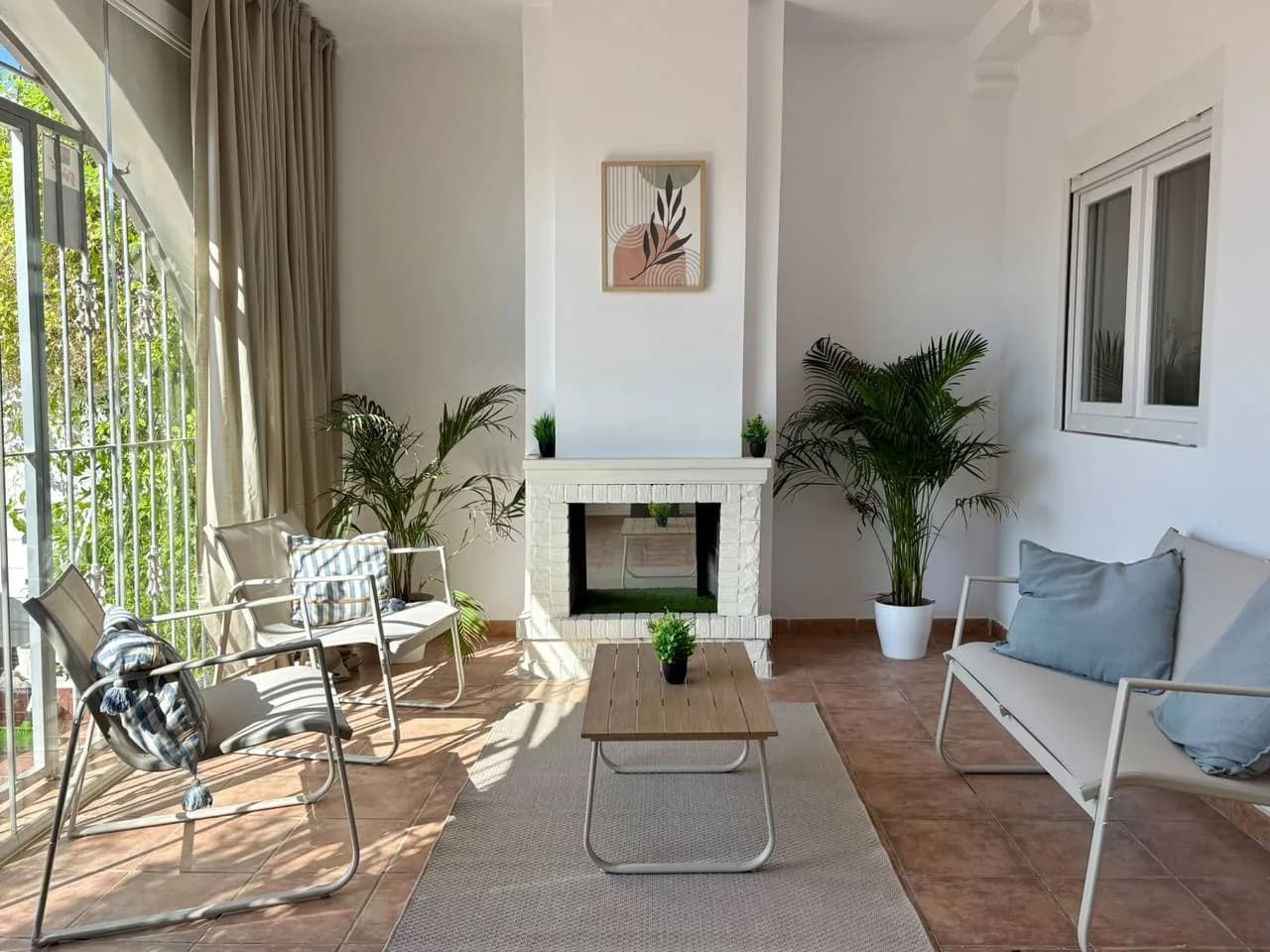 Bungalow de 3 dormitorios en venta en Playa Flamenca, Alicante - Image 2