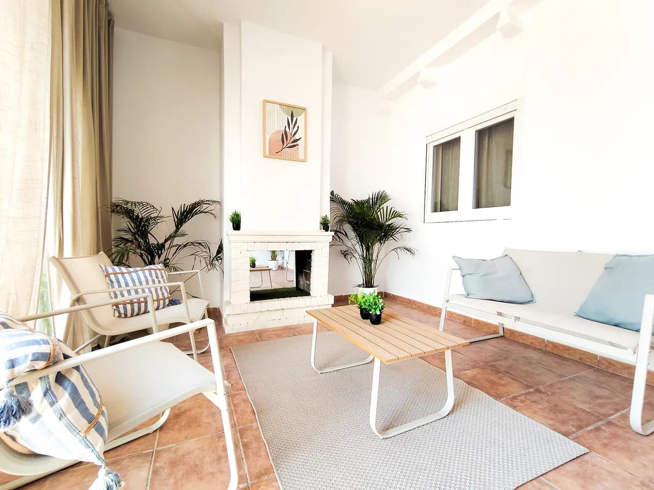 Bungalow de 3 dormitorios en venta en Playa Flamenca, Alicante - Image 3