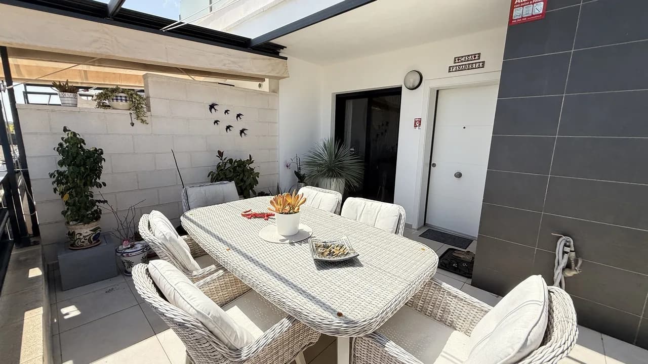 Townhouse de 3 dormitorios en venta en Cabo Roig, Alicante - Image 4