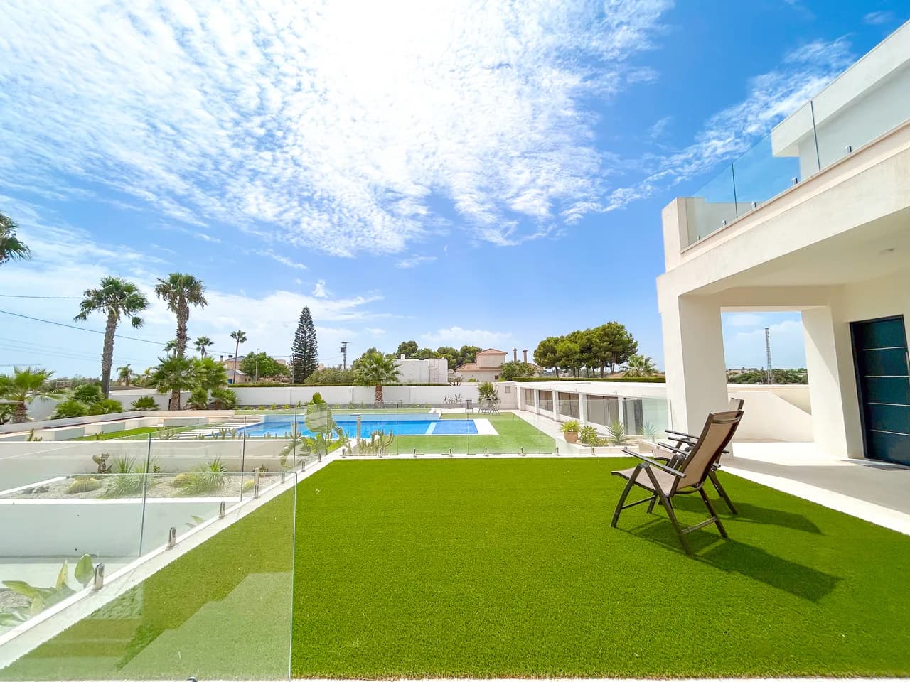 Villa de 8 dormitorios en venta en Los Montesinos, Alicante - Image 3