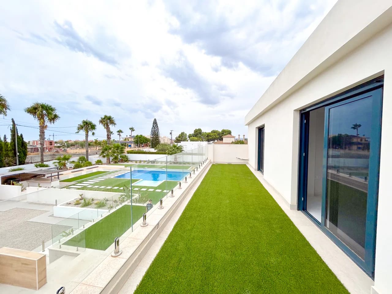 Villa de 8 dormitorios en venta en Los Montesinos, Alicante - Image 7
