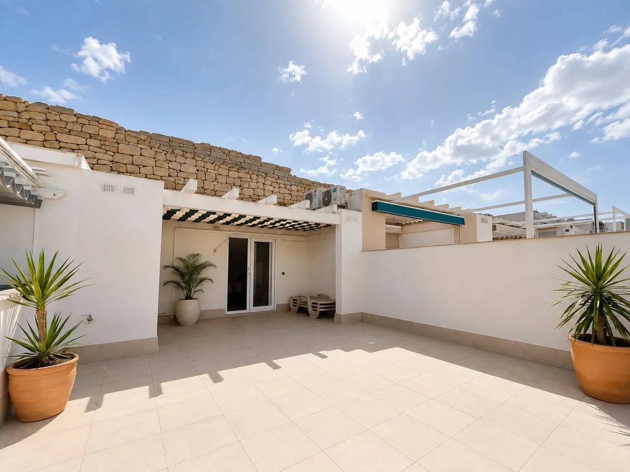 Townhouse de 3 dormitorios en venta en Ciudad Quesada, Alicante - Image 3