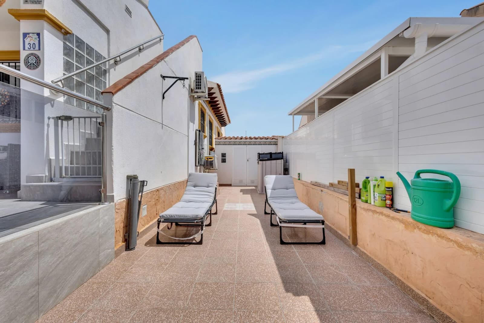 Apartment de 2 dormitorios en venta en Cabo Roig, Costa Blanca - Image 3