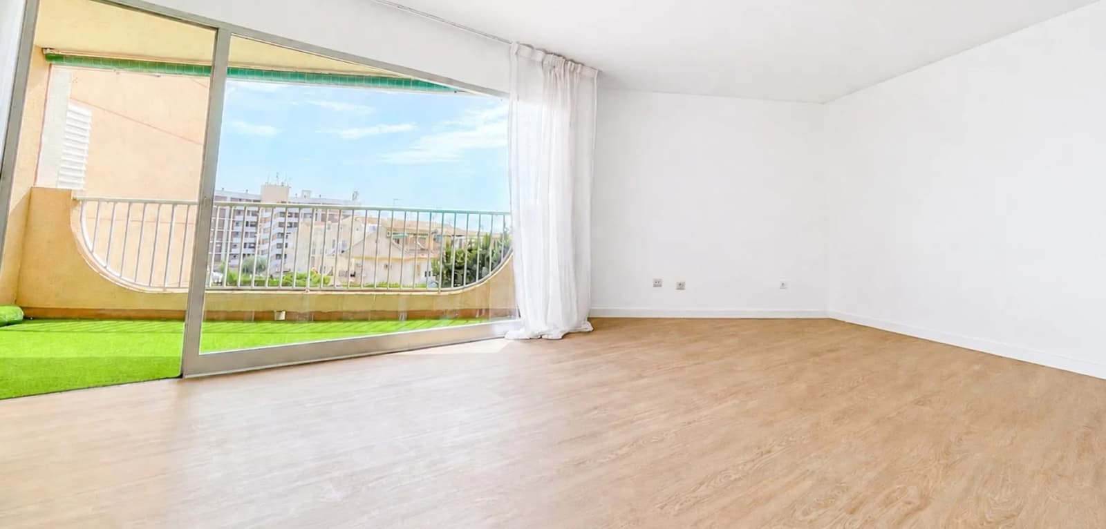 Apartment de 3 dormitorios en venta en Orihuela Costa, Costa Blanca (Alicante)