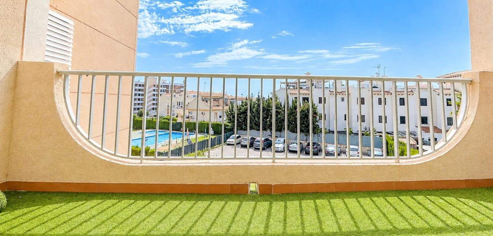 Apartment de 3 dormitorios en venta en Orihuela Costa, Costa Blanca (Alicante) - Image 5