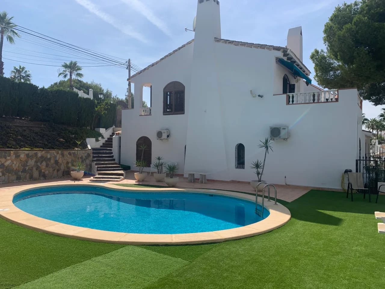 Villa de 4 dormitorios en venta en Villamartin, Alicante - Image 7