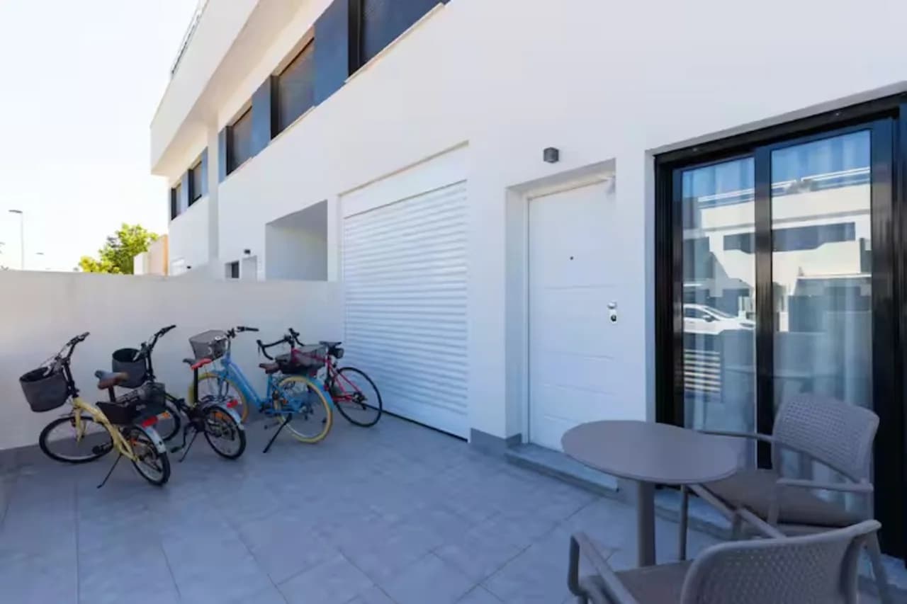Apartment de 2 dormitorios en venta en San Pedro del Pinatar, Murcia - Image 4