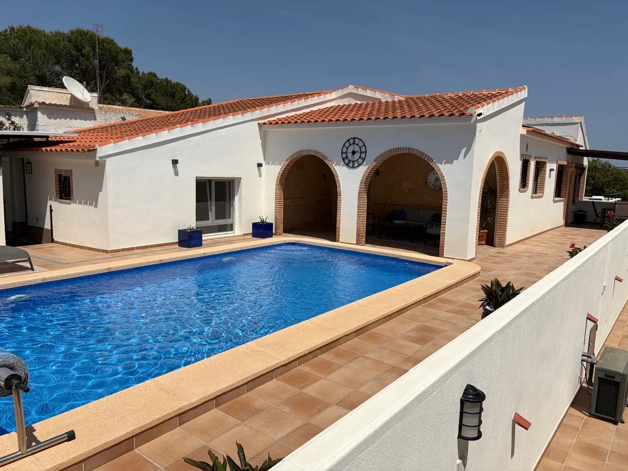 Villa de 4 dormitorios en venta en Pinar De Campoverde, Alicante