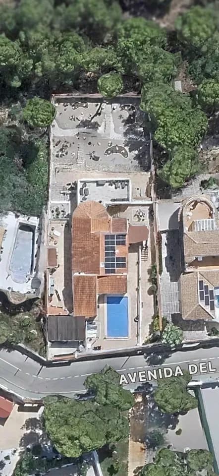 Villa de 4 dormitorios en venta en Pinar De Campoverde, Alicante - Image 3