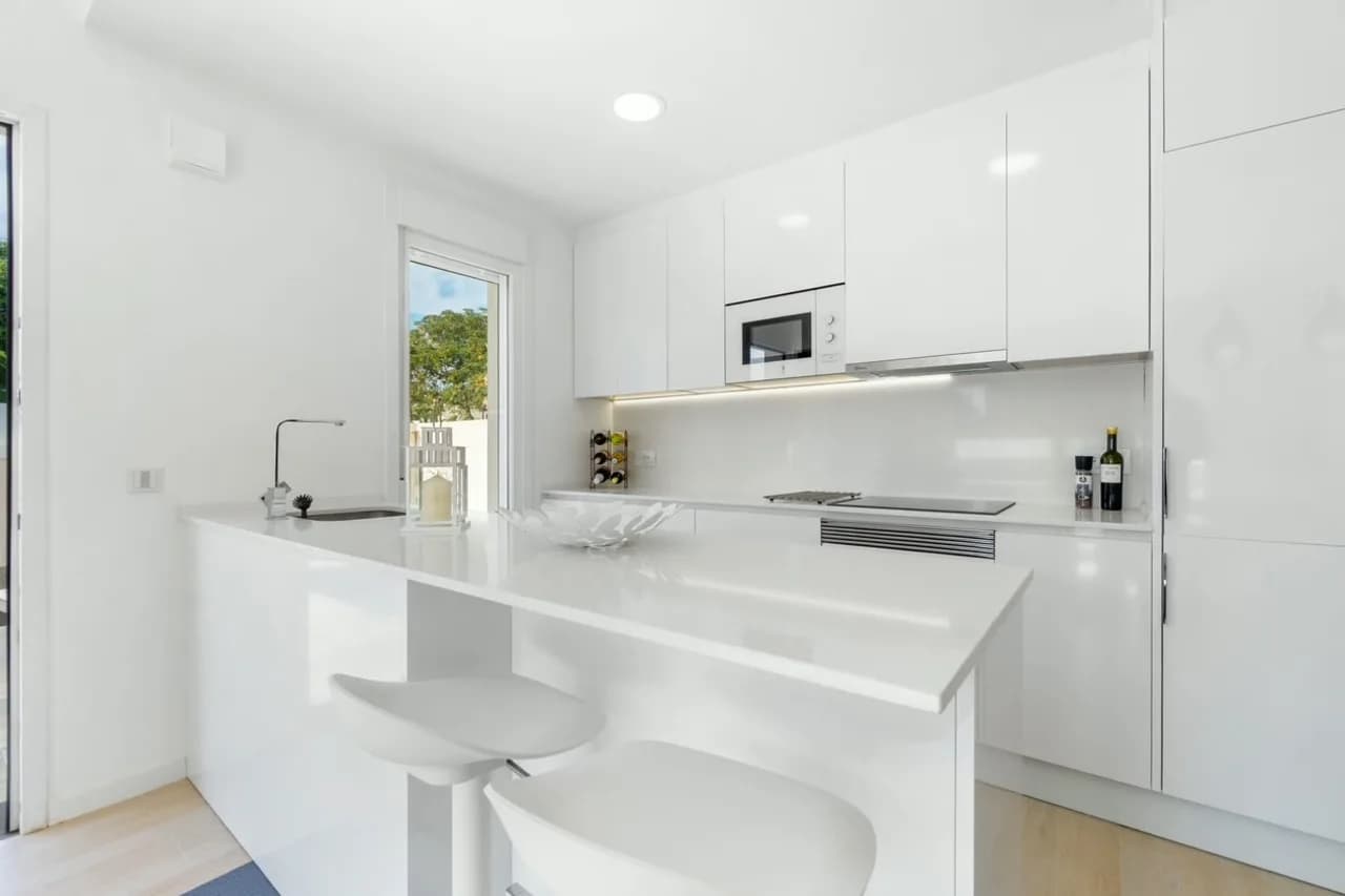 Villa de 3 dormitorios en venta en Pilar de la Horadada, Alicante - Image 9