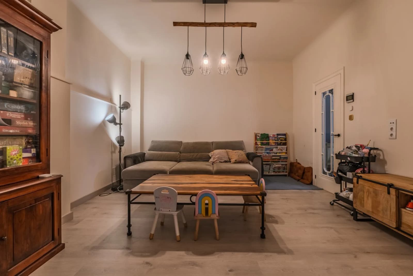Duplex de 5 dormitorios en venta en Guardamar del Segura, Alicante - Image 9