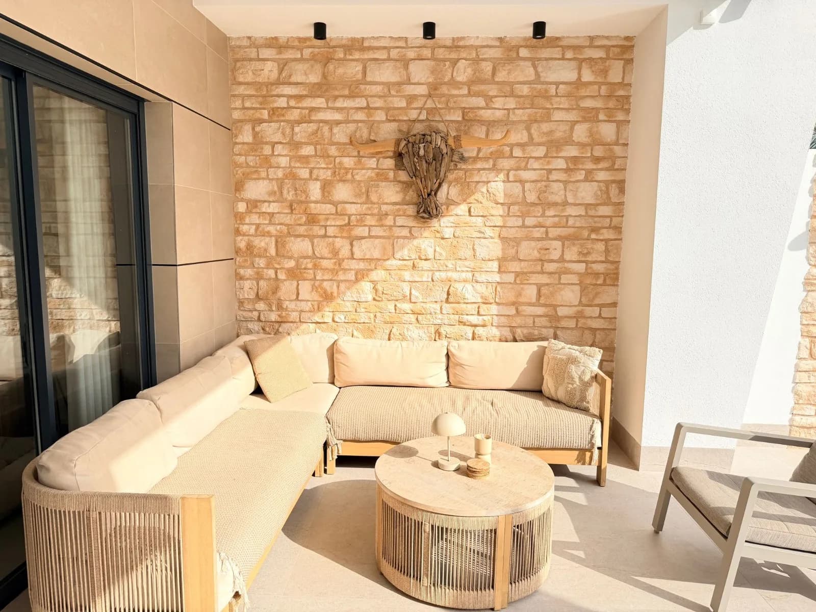 Villa de 3 dormitorios en venta en Dolores, Alicante - Image 3