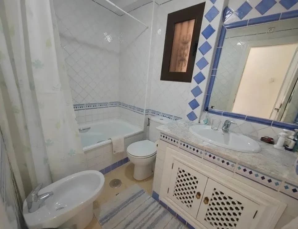 Apartment de 3 dormitorios en venta en Las Ramblas Golf, Alicante - Image 6