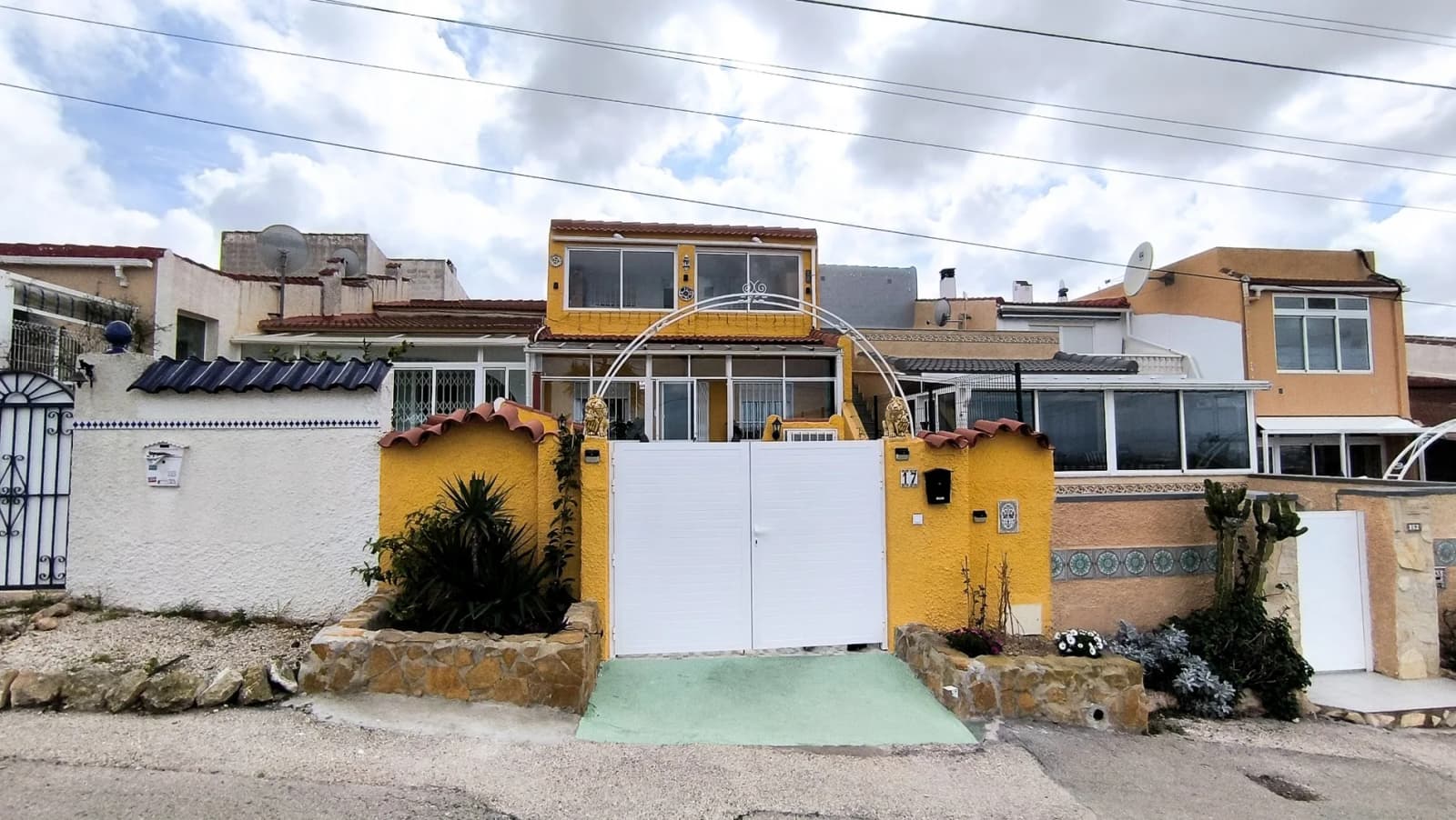 Townhouse de 3 dormitorios en venta en Ciudad Quesada, Alicante / Costa Blanca