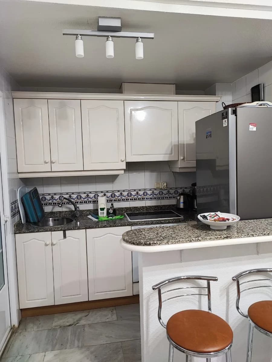 Apartment de 2 dormitorios en venta en Torrevieja, Alicante / Costa Blanca - Image 7