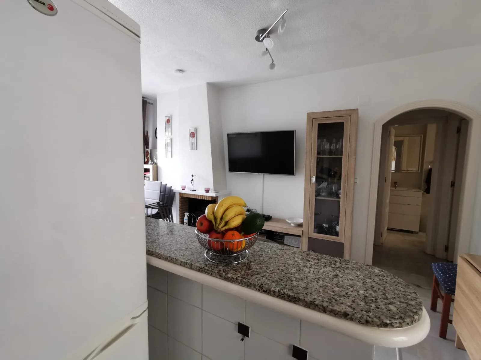 Apartment de 2 dormitorios en venta en Torrevieja, Alicante / Costa Blanca - Image 9
