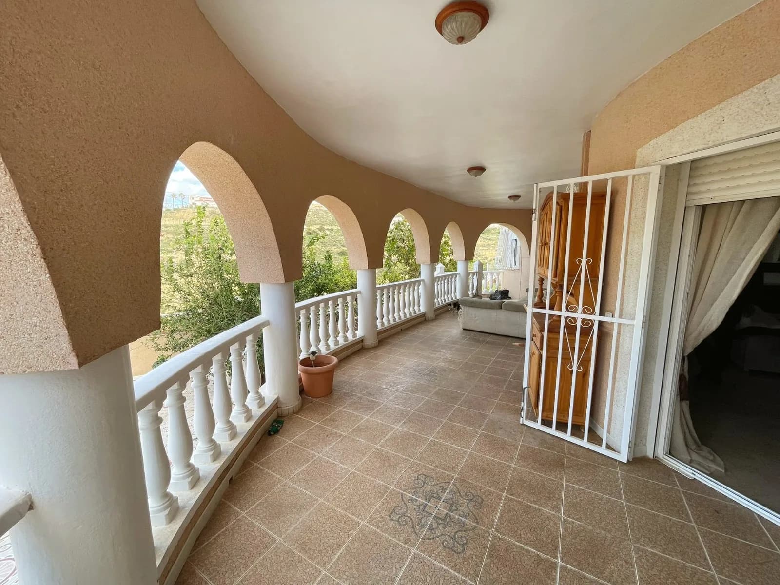 Villa de 5 dormitorios en venta en Ciudad Quesada, Alicante / Costa Blanca - Image 6