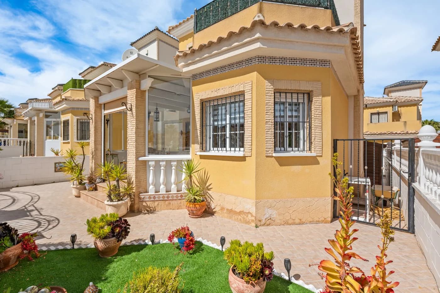Detached Villa In Algorfa - Image 2