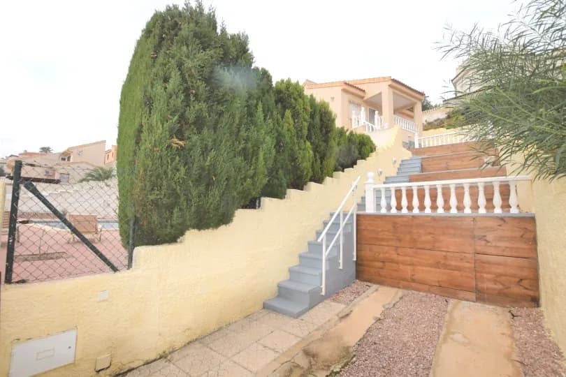 Detached Villa In Ciudad Quesada - Image 3