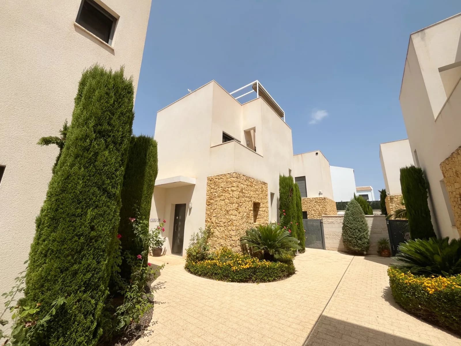 Detached Villa In Ciudad Quesada - Image 3