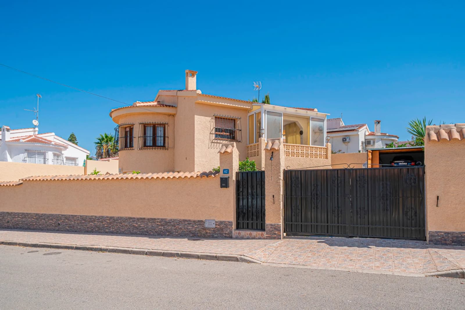 Villa de 5 dormitorios en venta en Ciudad Quesada - Rojales, Alicante