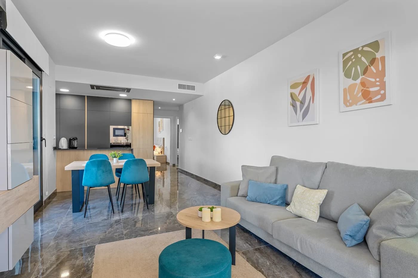 Apartment de 2 dormitorios en venta en Orihuela Costa, Alicante - Image 7