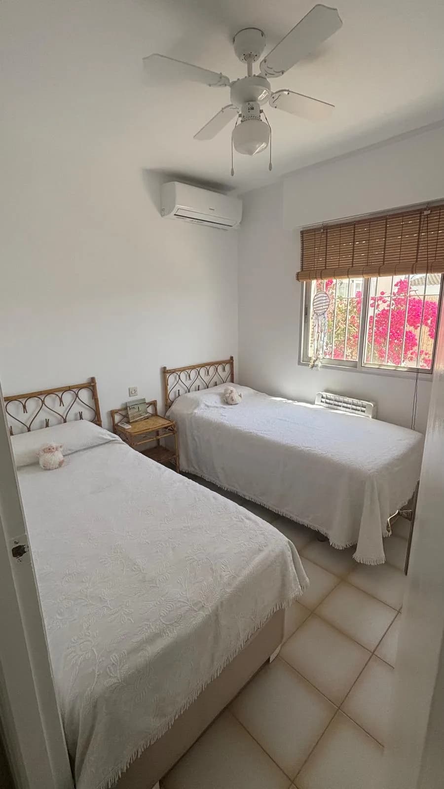 Villa de 3 dormitorios en venta en Busot, Alicante - Image 8