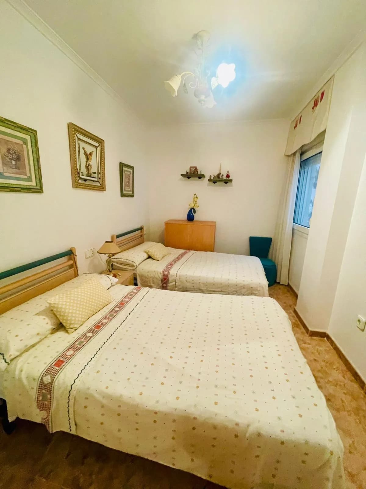 Apartment de 3 dormitorios en venta en Torrevieja, Alicante - Image 9