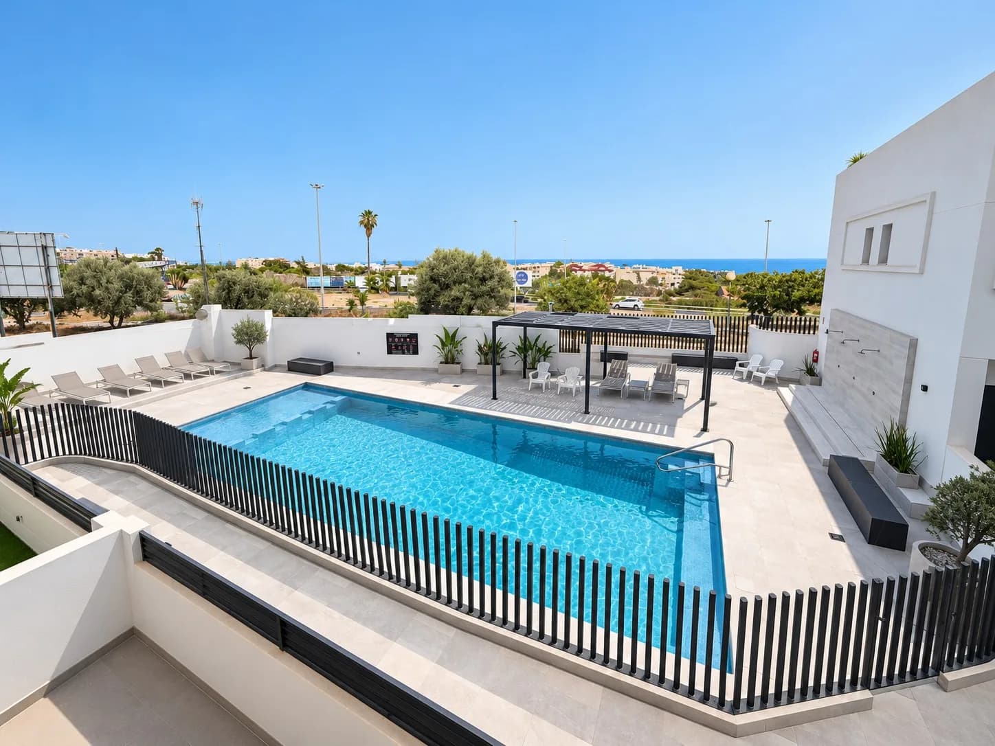 Apartment de 4 dormitorios en venta en Guardamar Del Segura, Alicante