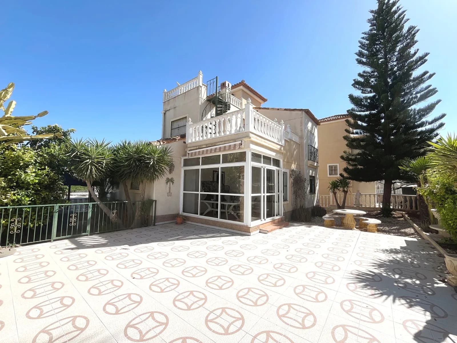 Detached Villa In Algorfa