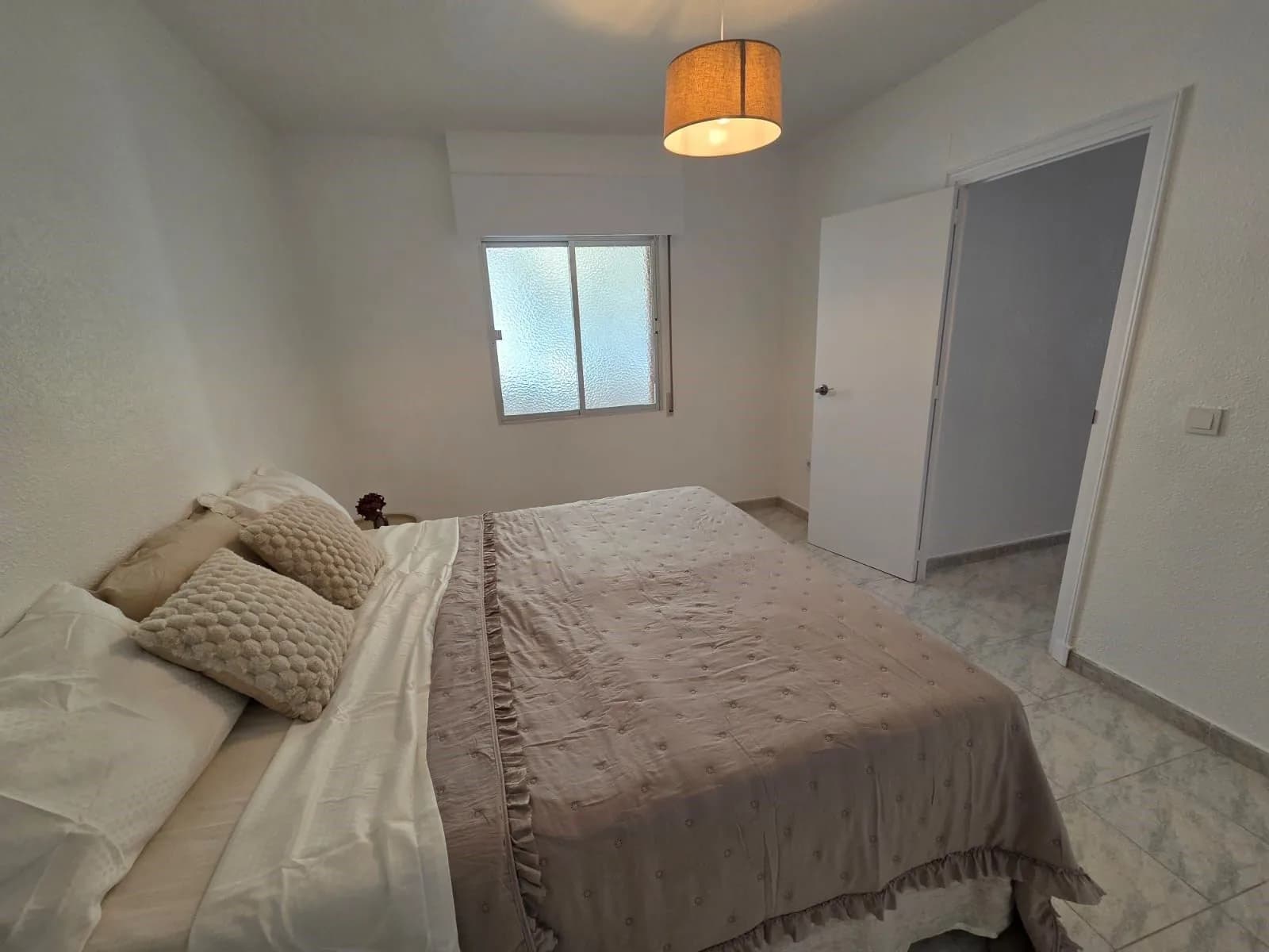 Apartment de 3 dormitorios en venta en Torrevieja, Costa Blanca - Image 8